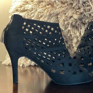 Black Suede Laser Cut Out Peep Toe Mesh Tassel Zip Up Heels in size 12 Wide